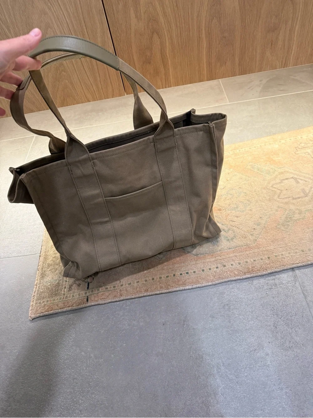 Quince Canvas Tote Bag in Khaki